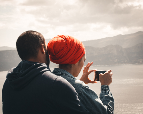 The city of Cape Town has so many different faces. Being named as a Rainbow Nation, this term by Desmond Tutu becomes so true in the Western Cape.